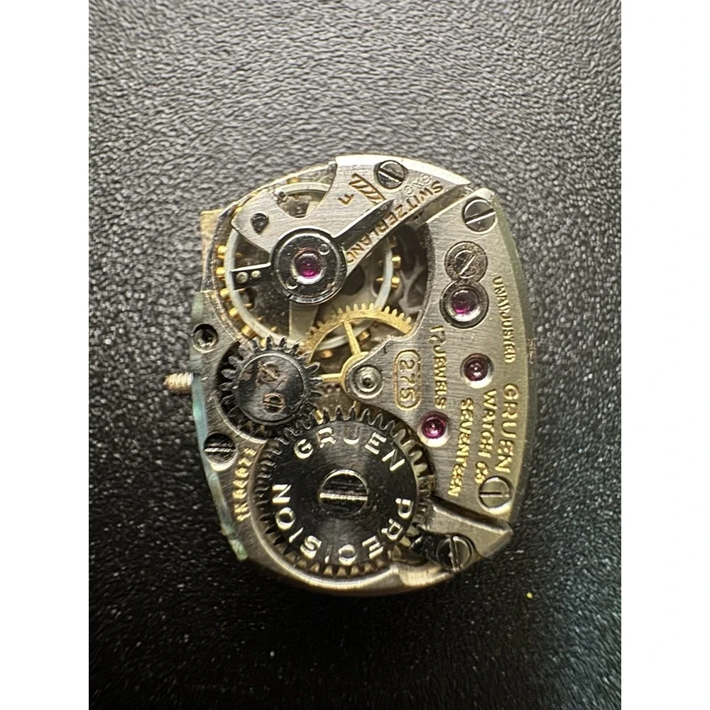 Vintage Gruen Precision 17 jewel ladies wrist watch‎ movement w/ dial & hands